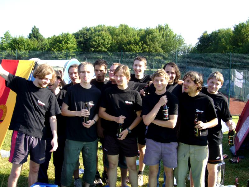 2006_07_02_DFM_Trier - 04-Gruppenfoto Mannschaft ohne Coach 2.JPG